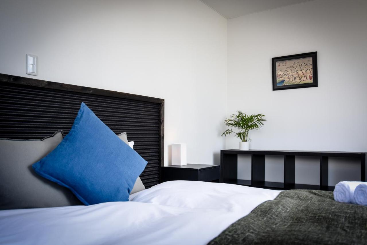 The Phat Packers Hotel Otari