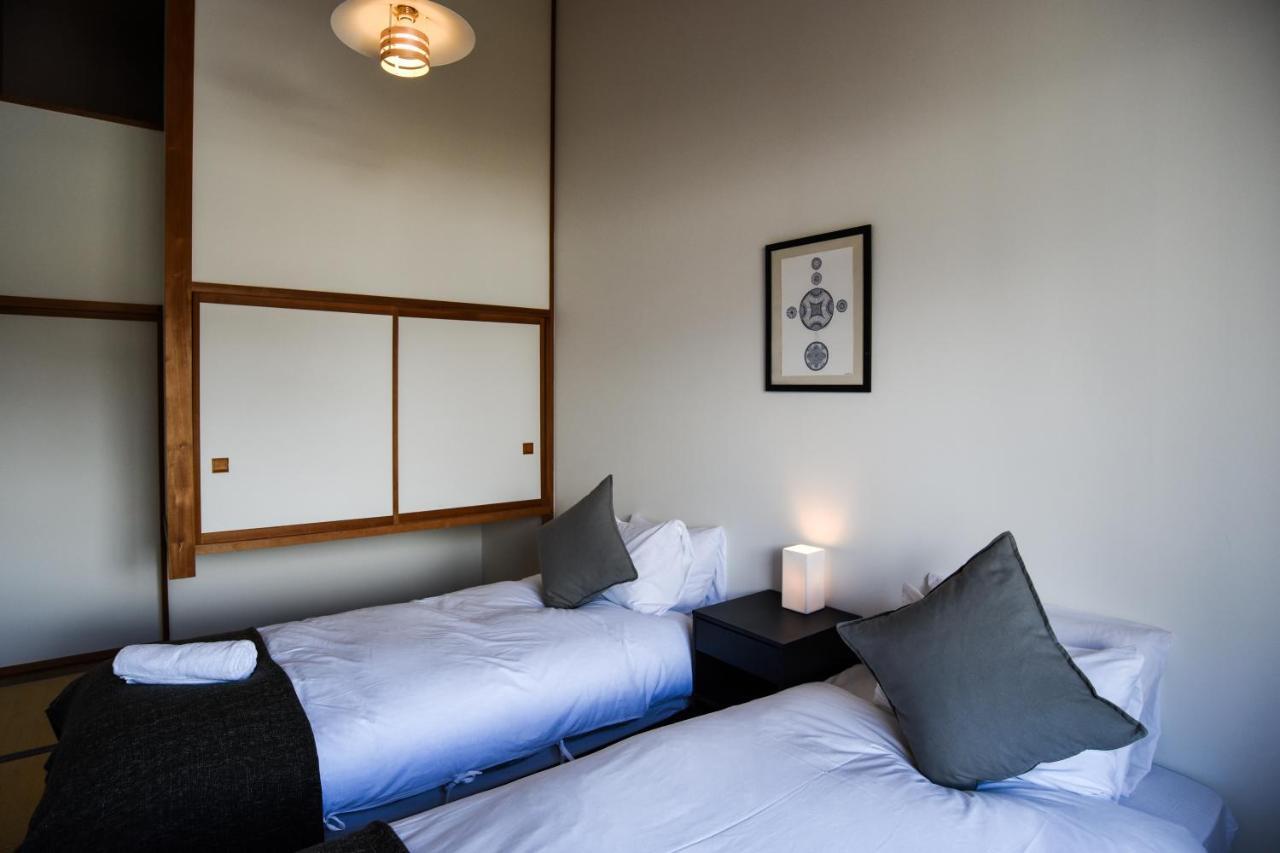 The Phat Packers Hotel
