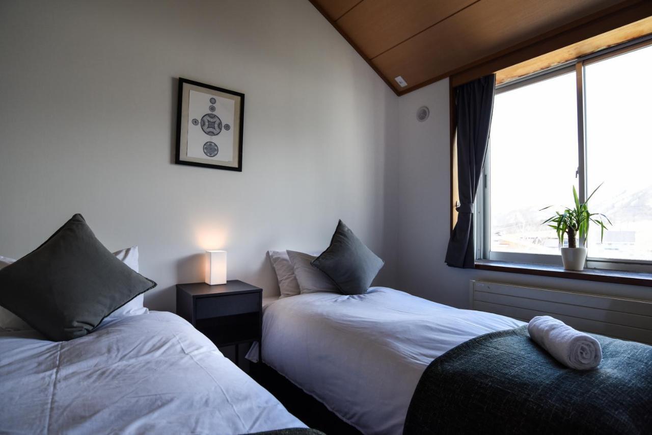 The Phat Packers Hotel