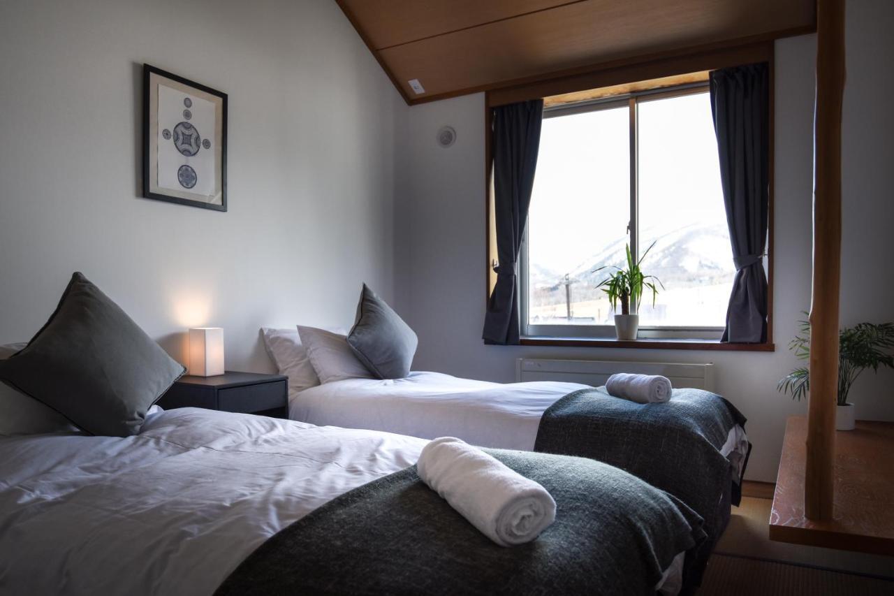 The Phat Packers Hotel 2*